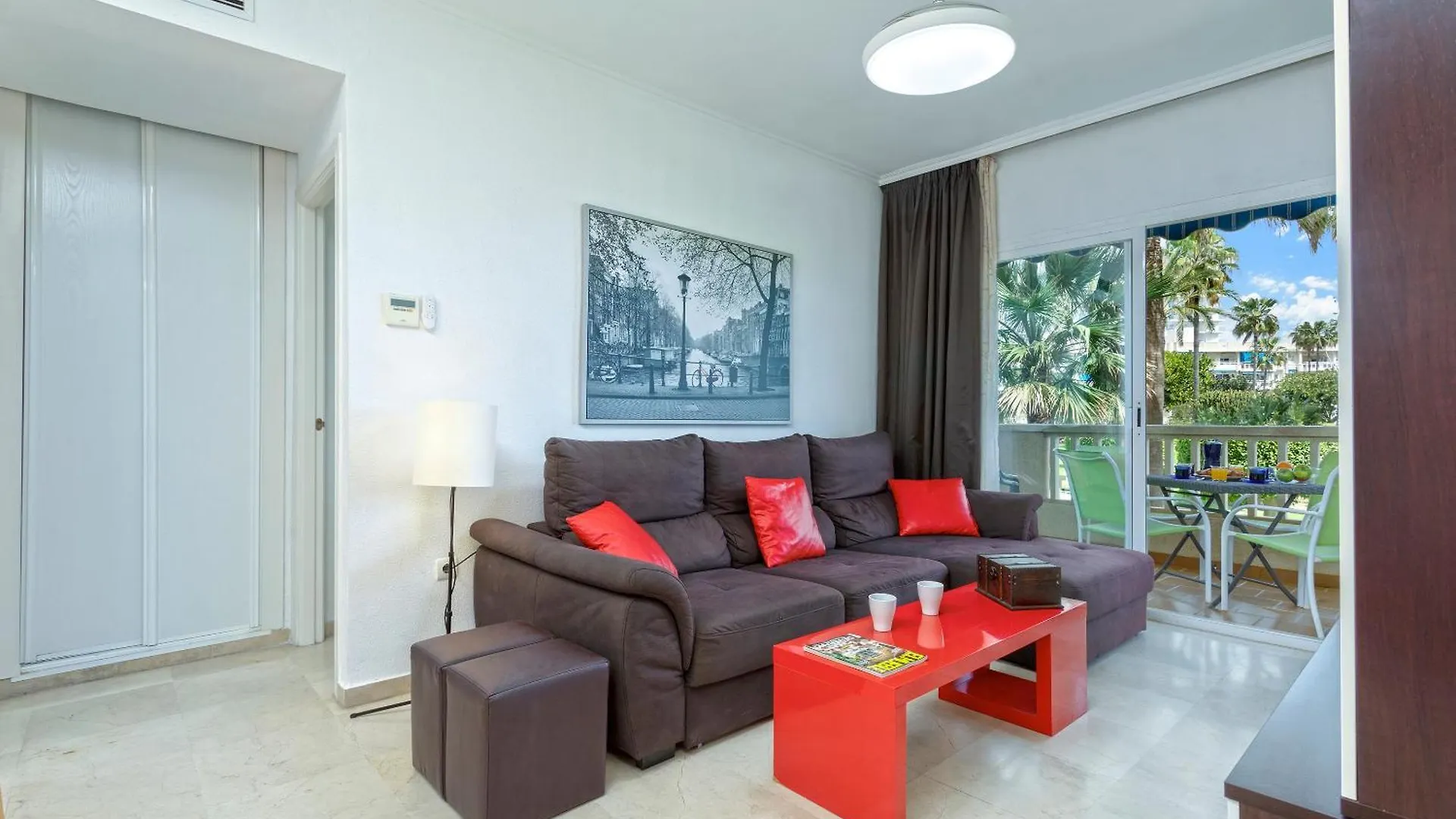 Sunstay Costa Lago Flat II 托雷莫利诺斯